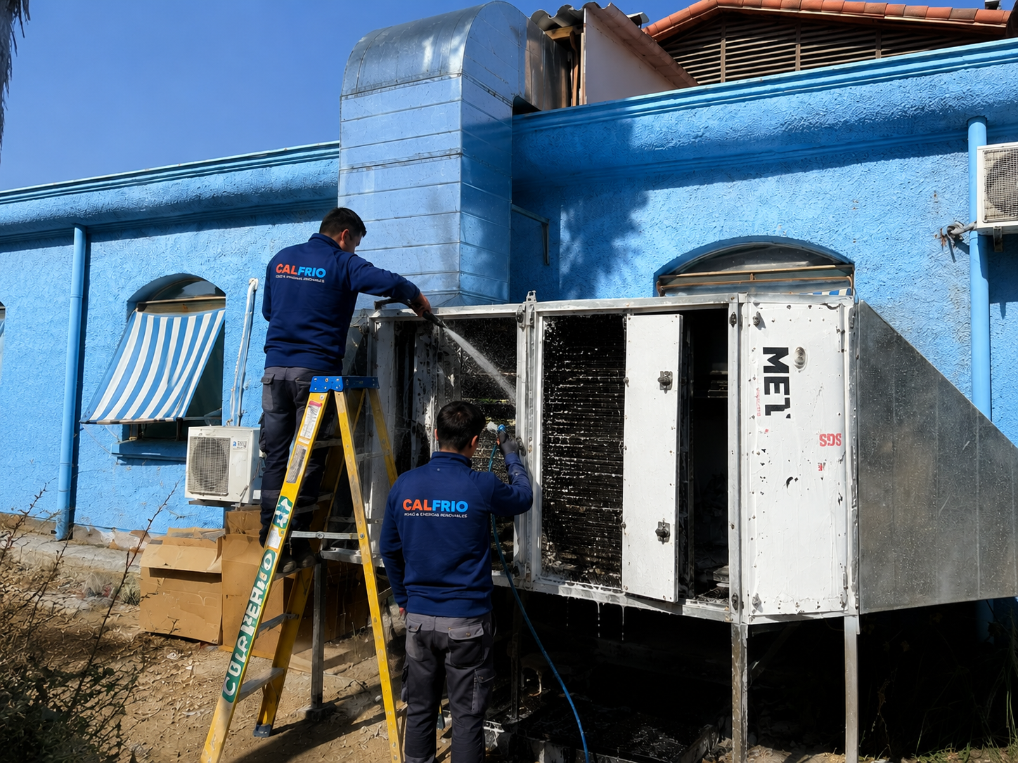 Limpieza profunda de equipos de climatización realizada por Calfrio